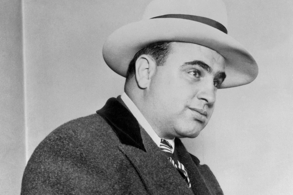 Аль Капоне, американский гангстер эпохи сухого закона, 1920-е годы