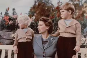 Елизавета II как мать: семья, долг и воспитание